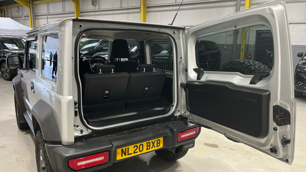Suzuki Jimny Sz5 White #13
