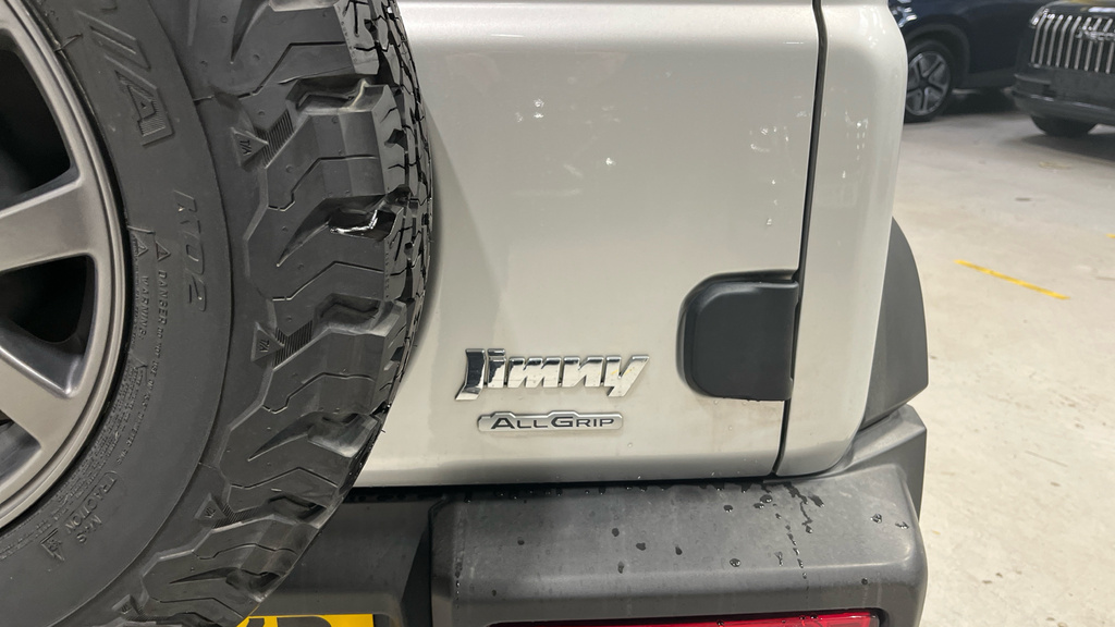Suzuki Jimny Sz5 White #35