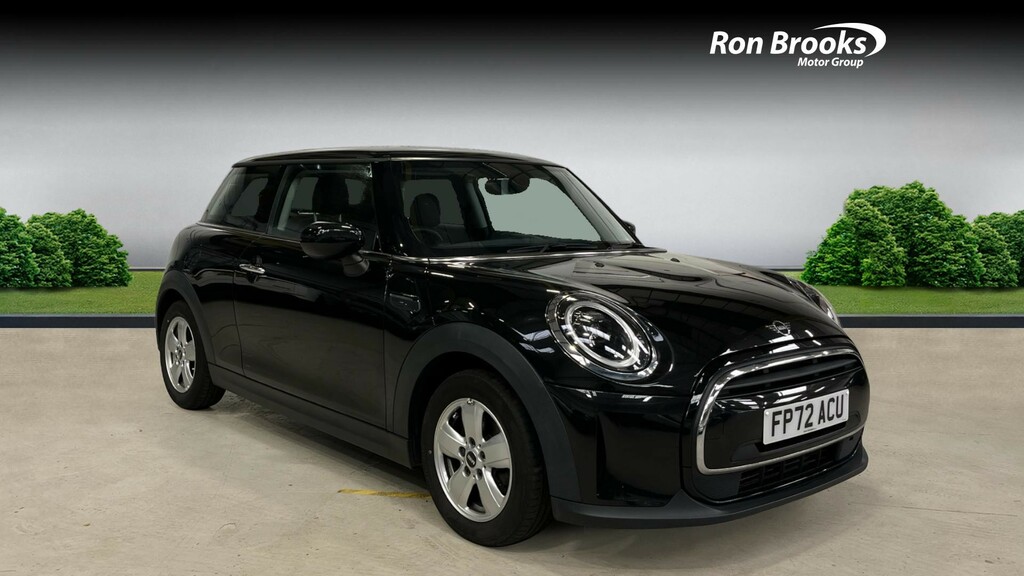 Mini Hatch 1.5 Cooper Classic Steptro Black