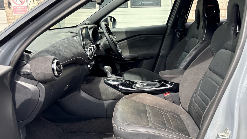 Nissan Juke 1.6 Tekna Euro 6 FG72RZE Grey #5