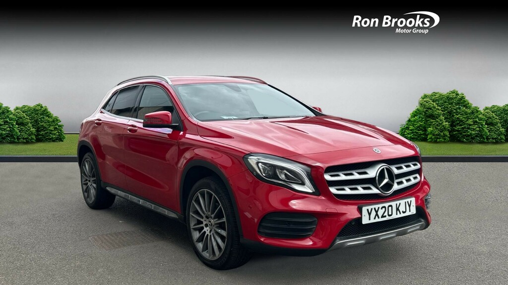 Mercedes-Benz GLA Class 1.6 Gla180 Amg Line Editio Red