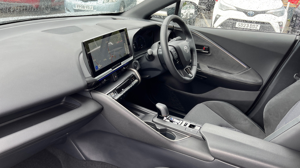 Toyota C-Hr Icon White #45