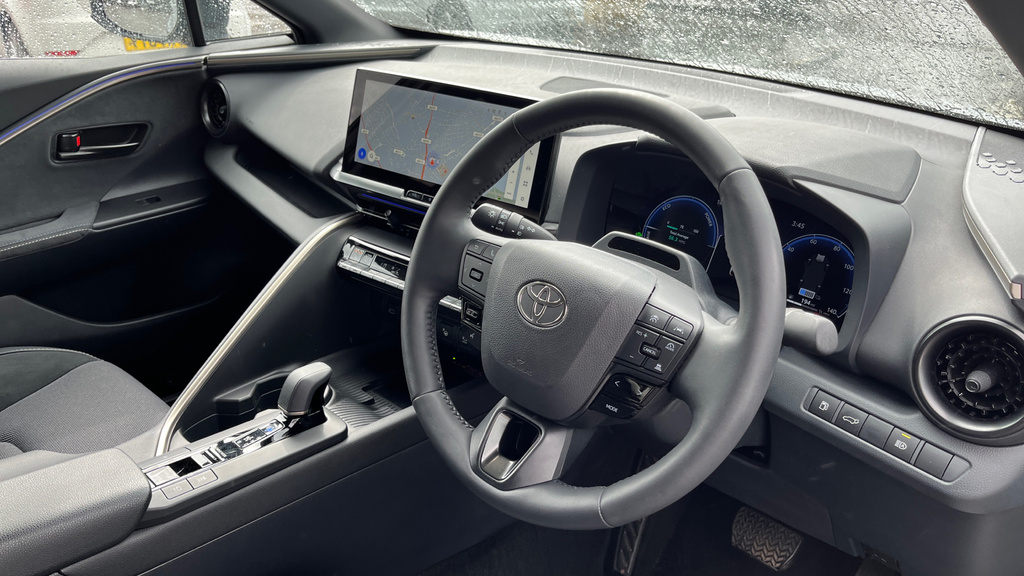Toyota C-Hr Icon White #31