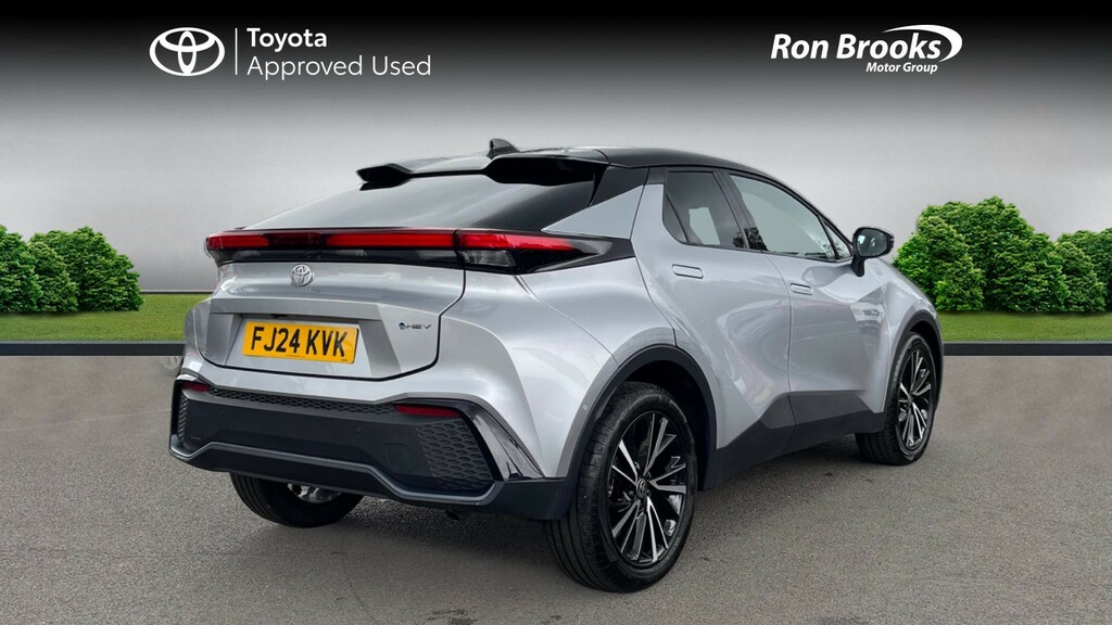 Toyota C-Hr Icon White #2