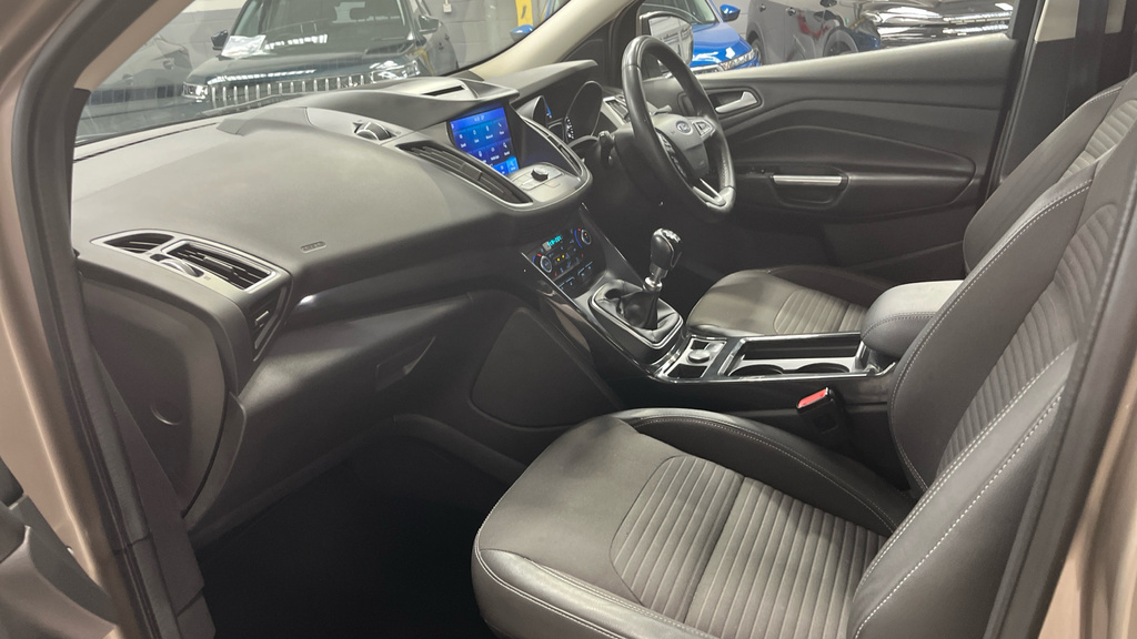 Ford Kuga 1.5T Ecoboost Titanium Edi Silver #5