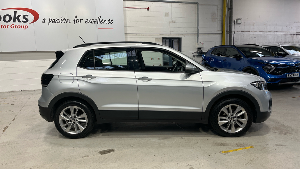 Volkswagen T-Cross 1.0 Tsi Se Blue #31