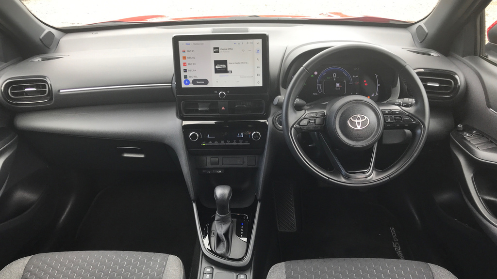 Toyota Yaris Cross 1.5 Vvt-h Design E-cvt Eur FL74VRF Red #6