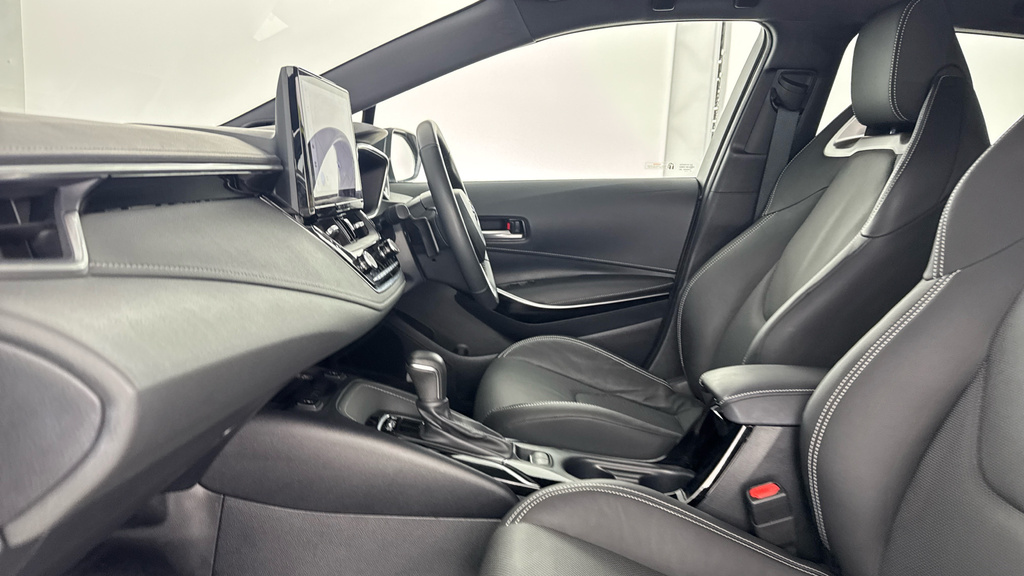 Toyota Corolla 2.0 Vvt-h Excel Touring Sp FD74LNN Black #5
