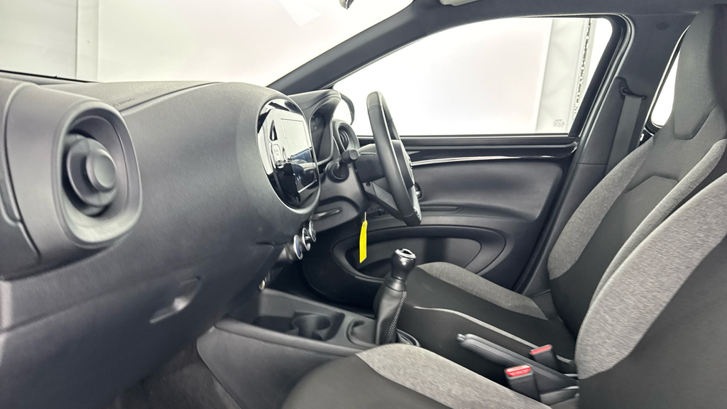 Toyota Aygo X 1.0 Vvt-i Pure Euro 6 Ss Black #5