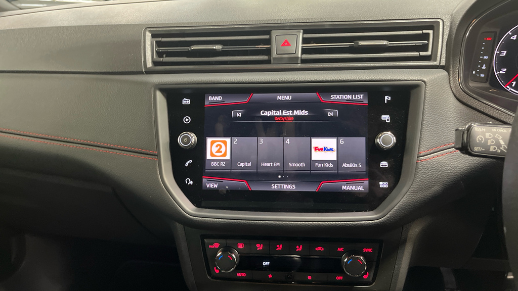 Seat Arona Se Technology Red #9