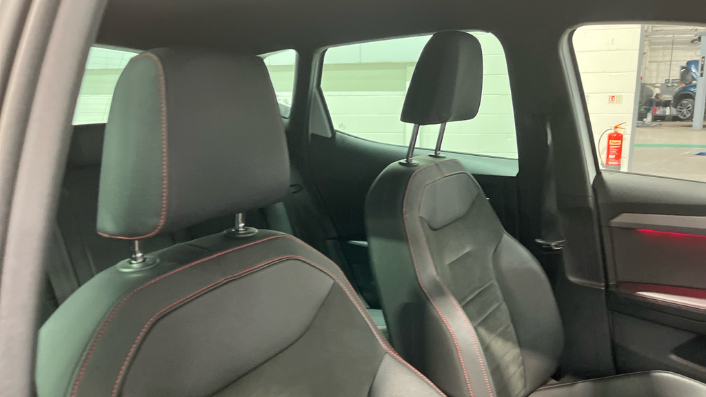 Seat Arona Se Technology Red #19