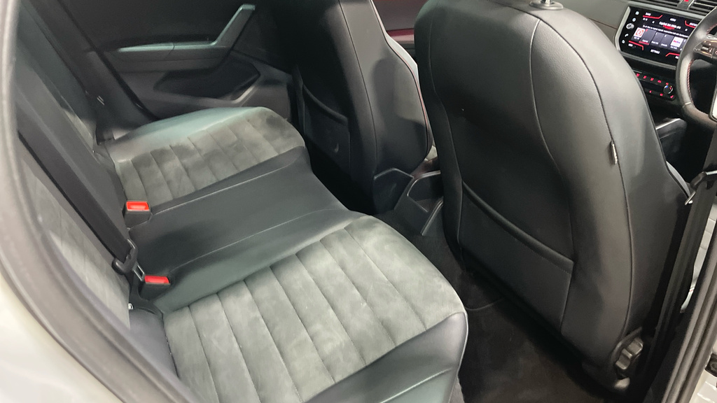 Seat Arona Se Technology Red #8
