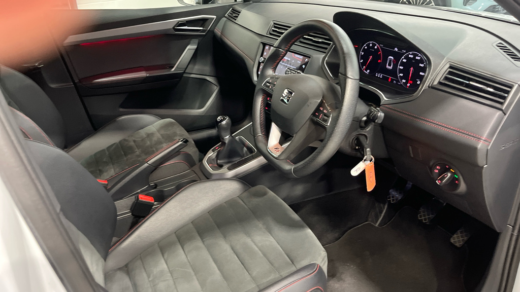Seat Arona Se Technology Red #12