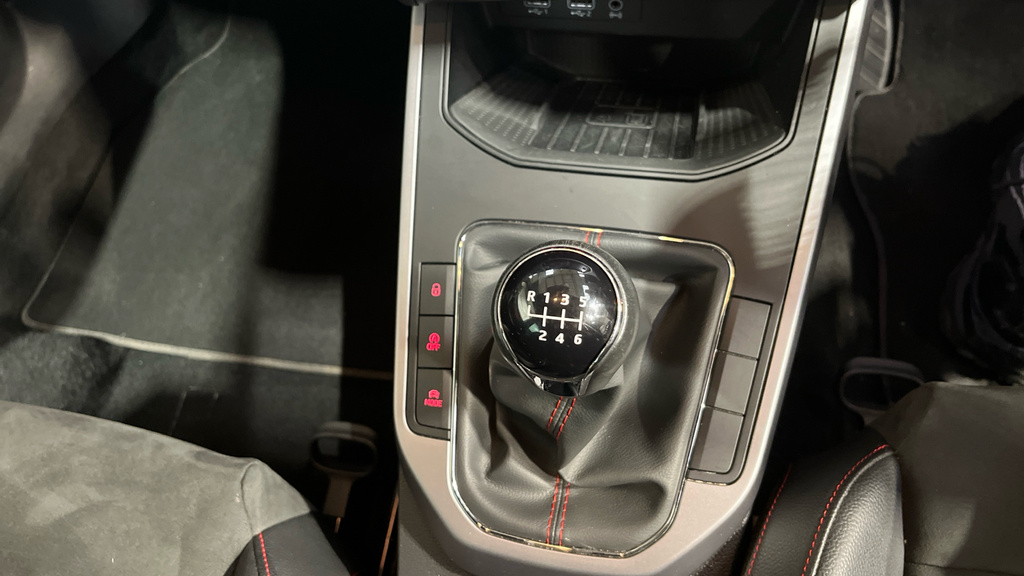 Seat Arona Se Technology Red #42