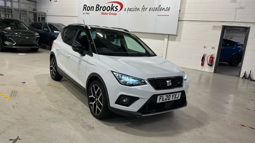 Seat Arona Se Technology Red #33