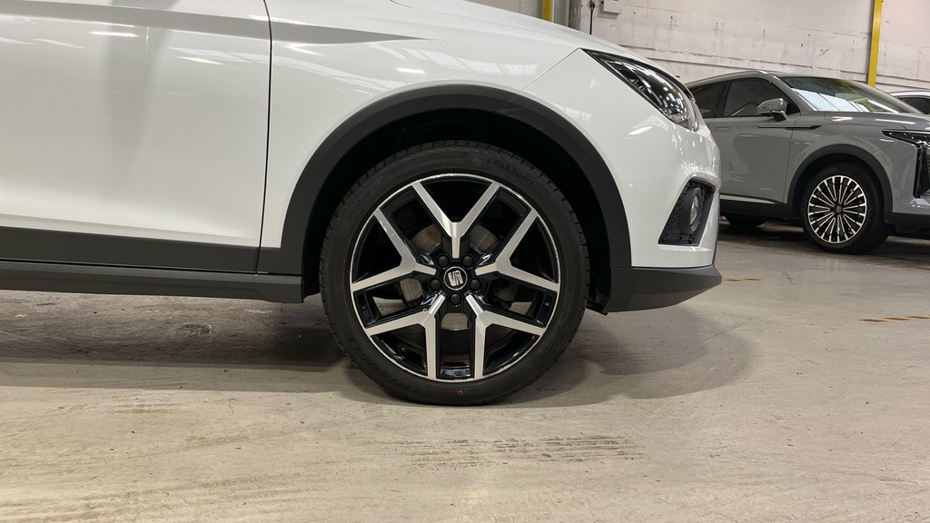 Seat Arona Se Technology Red #25