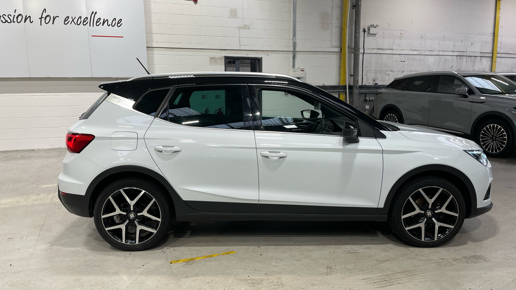 Seat Arona Se Technology Red #32
