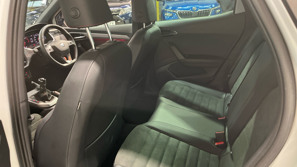 Seat Arona Se Technology Red #15