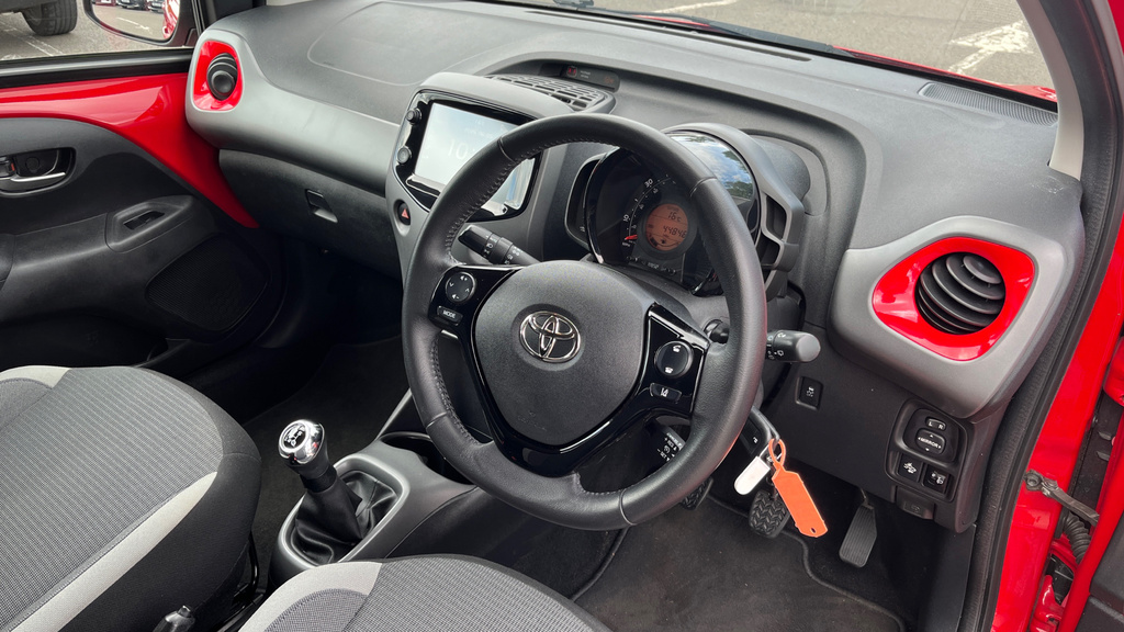 Toyota Aygo 1.0 Vvt-i X-trend Tss  #29