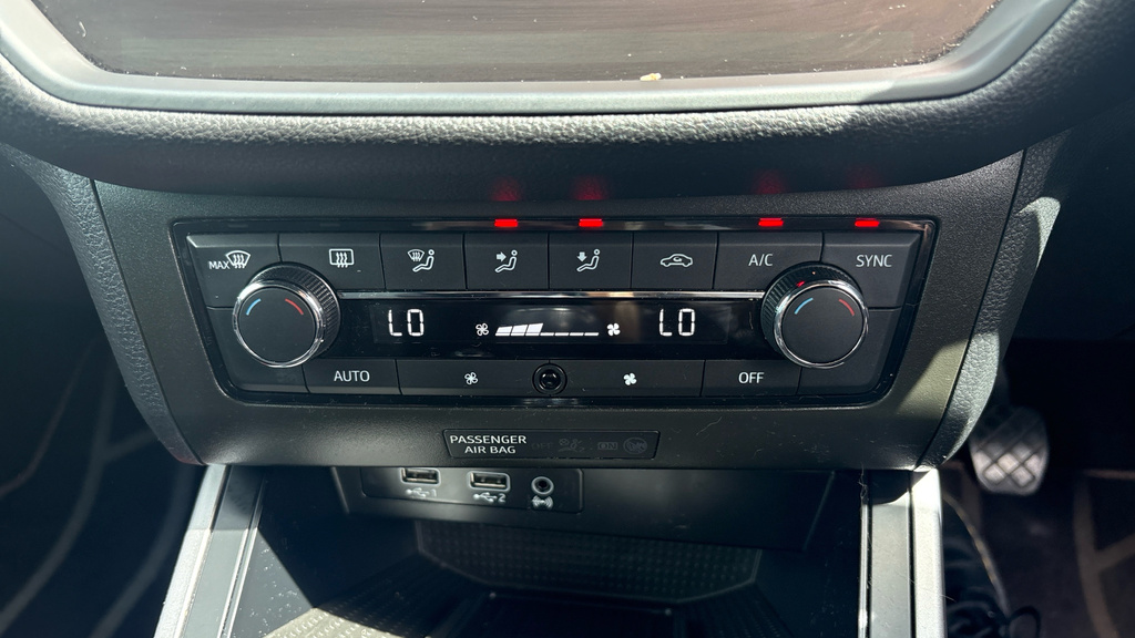 Seat Arona Se Tsi 1.0 Red #39