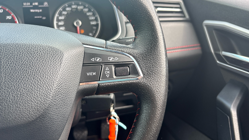 Seat Arona Se Tsi 1.0 Red #32