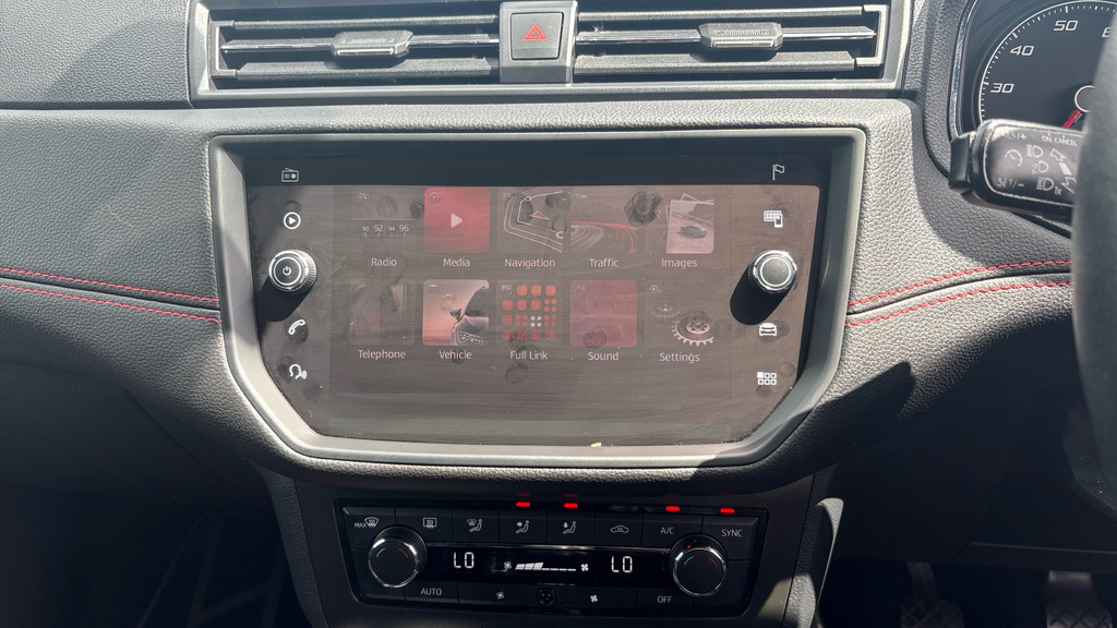 Seat Arona Se Tsi 1.0 Red #46