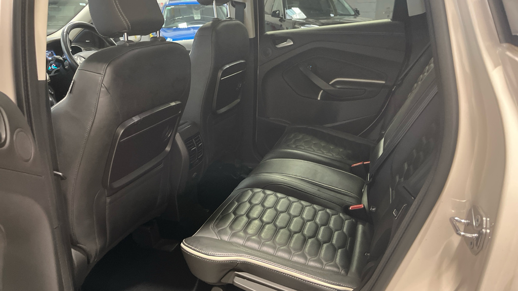 Ford Kuga 1.5 Ecoboost 176 St-line Edition Black #15