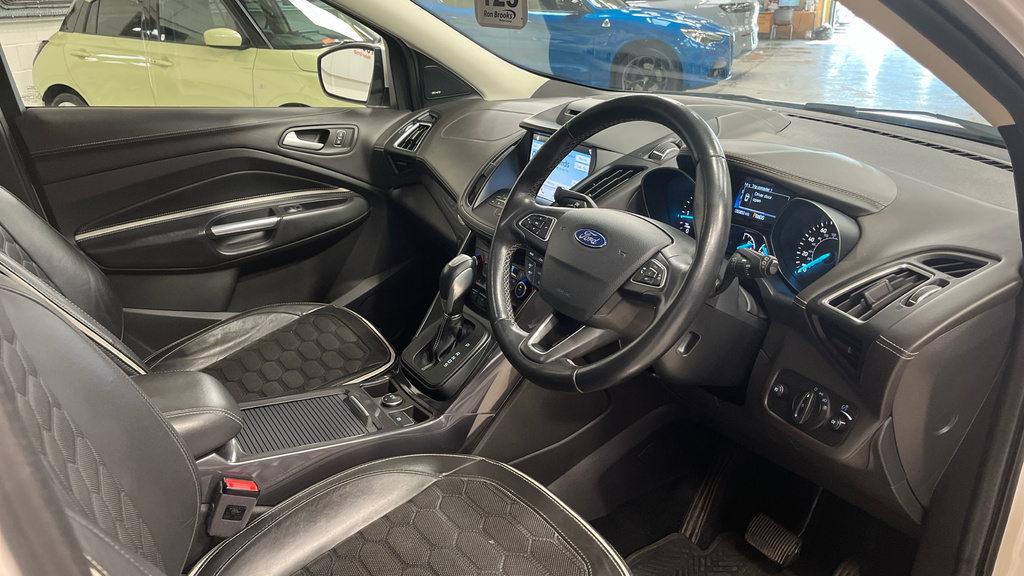 Ford Kuga 1.5 Ecoboost 176 St-line Edition Black #36