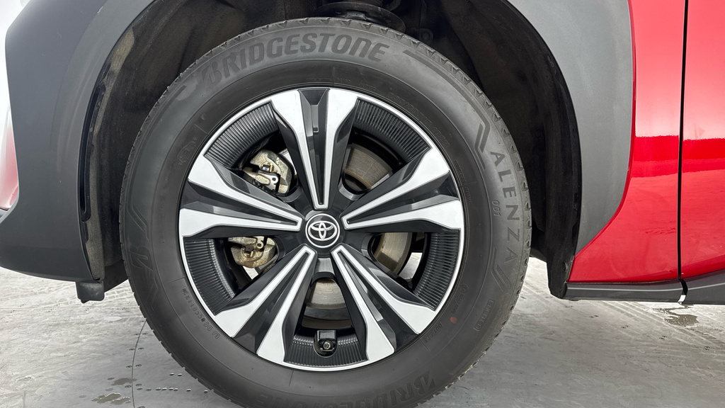 Toyota bZ4X Vision Awd Silver #26