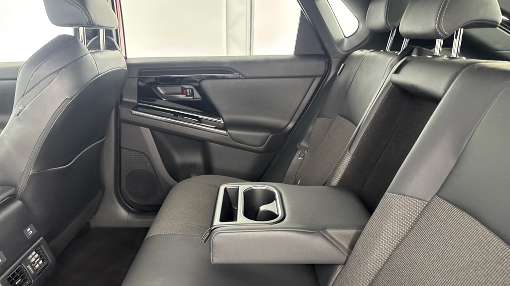 Toyota bZ4X Vision Awd Silver #15