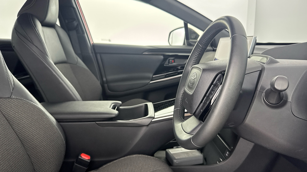 Toyota bZ4X Vision Awd Silver #12