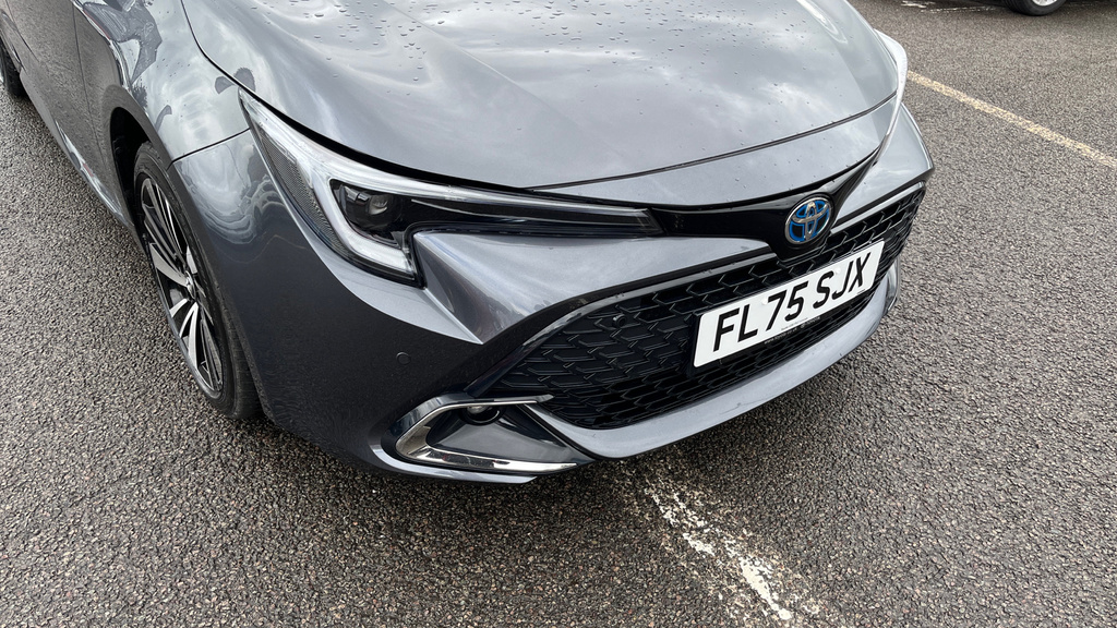 Toyota Corolla Excel 2.0 Hb Bi-tone White #51