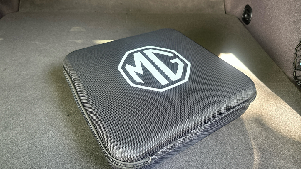 MG MGS6 266Kw Trophy Ev Dual Motor 77Kwh Red #68