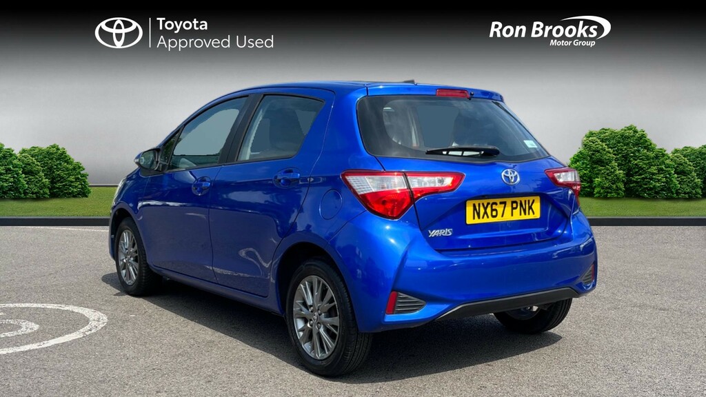 Toyota Yaris 1.5 Vvt-i Icon Euro 6 NX67PNK Blue #4