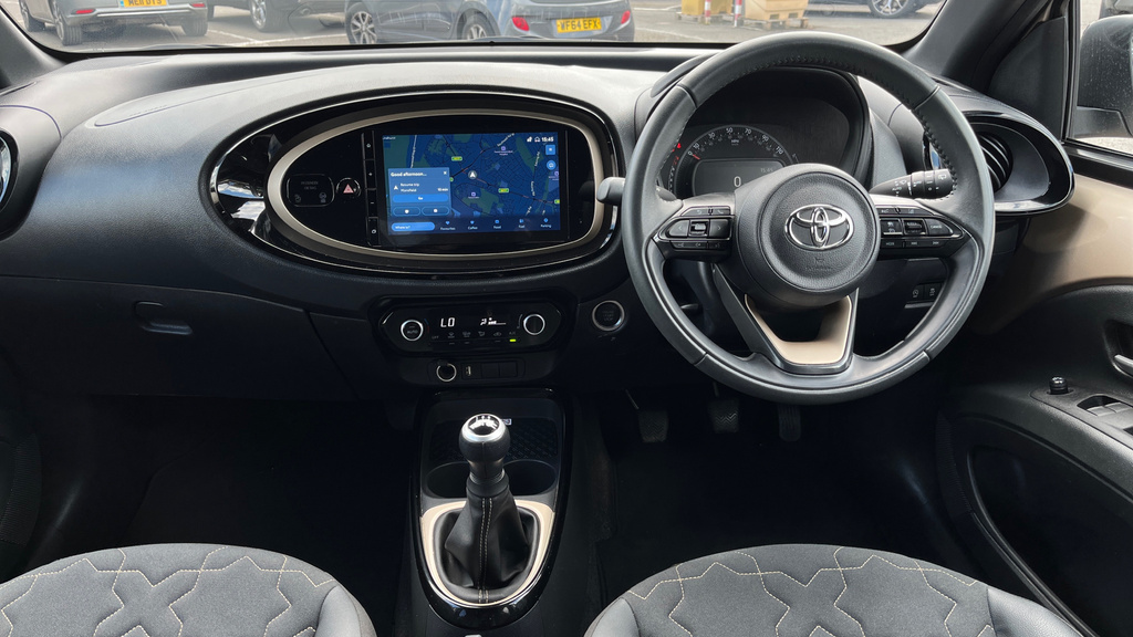 Toyota Aygo X 1.0 Vvt-i Exclusive Euro 6 Beige #6