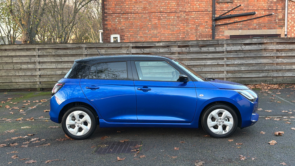 Suzuki Swift 1.2 Mild Hybrid Ultra Blue #16