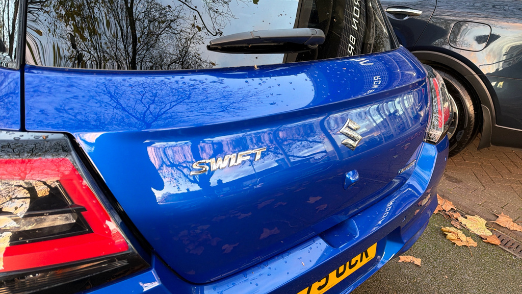 Suzuki Swift 1.2 Mild Hybrid Ultra Blue #33