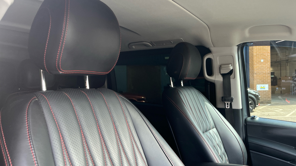 Mercedes-Benz Vito Minibus White #19