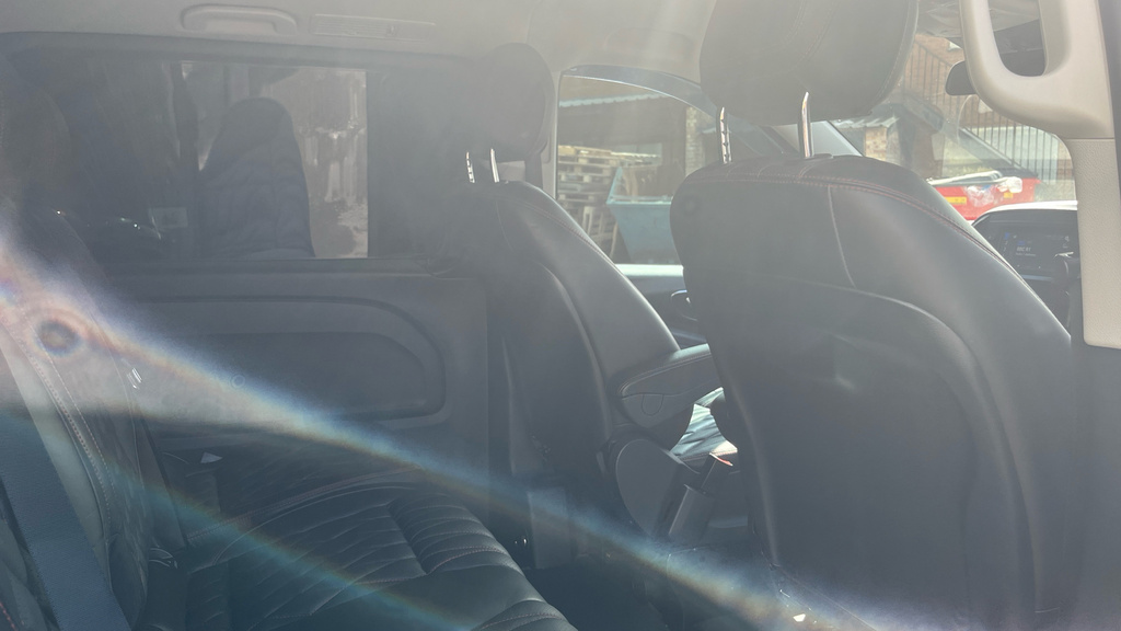 Mercedes-Benz Vito Minibus White #41