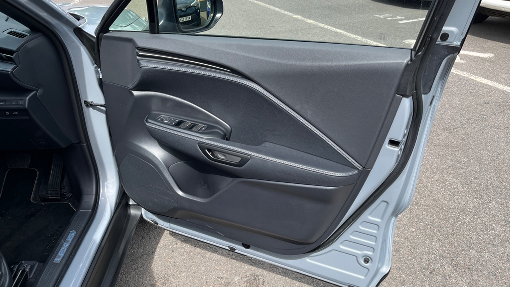 Lexus LBX 1.5 Vvt-ie Premium Plus Suv Hybrid E-cv Grey #31