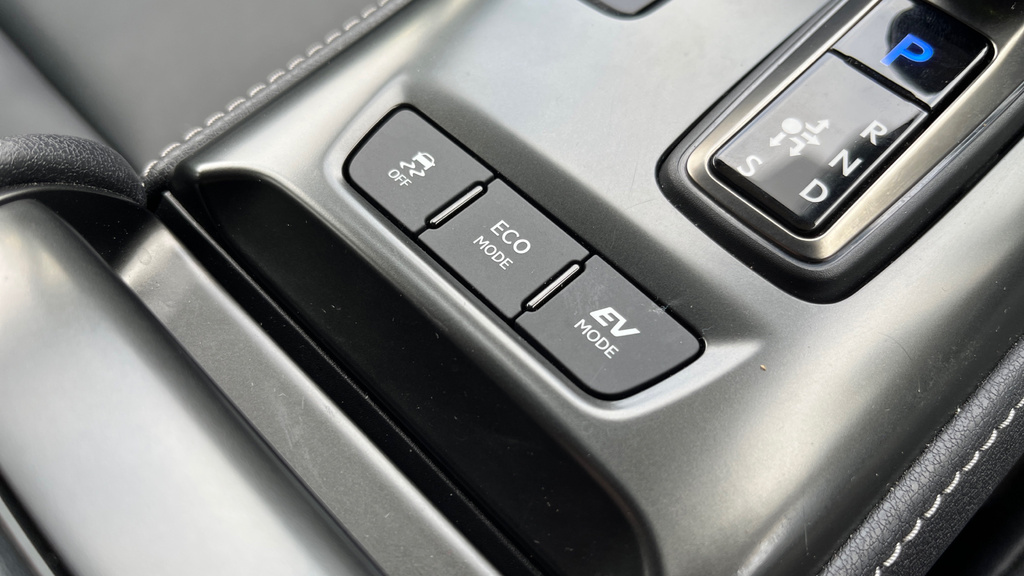 Lexus LBX 1.5 Vvt-ie Premium Plus Suv Hybrid E-cv Grey #58