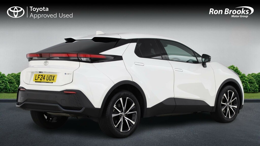 Toyota C-Hr 1.8 Vvt-h Design Cvt Euro White #2