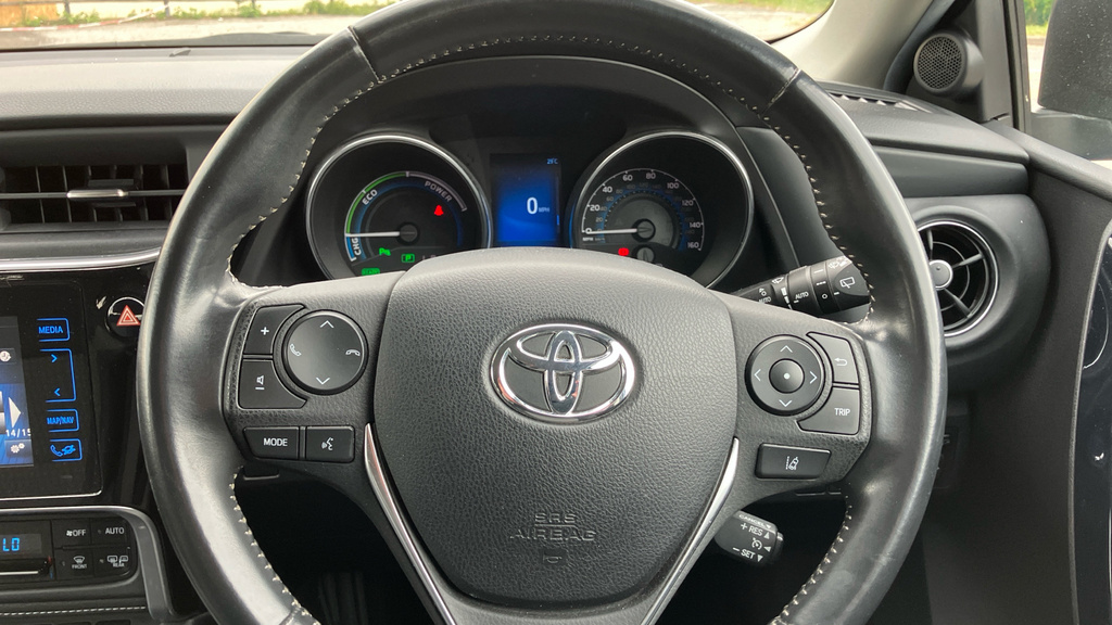 Toyota Auris Auris Icon Tech Hev Vvt-i Cvt White #10