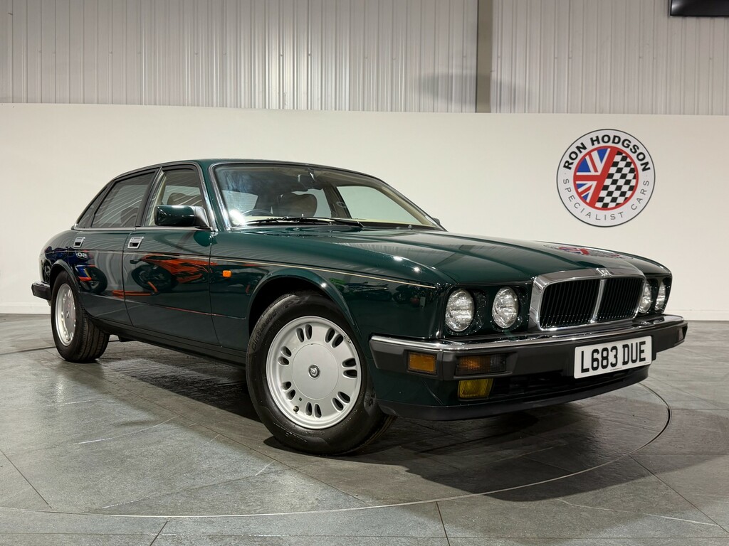 Jaguar XJ Lwb Red #63