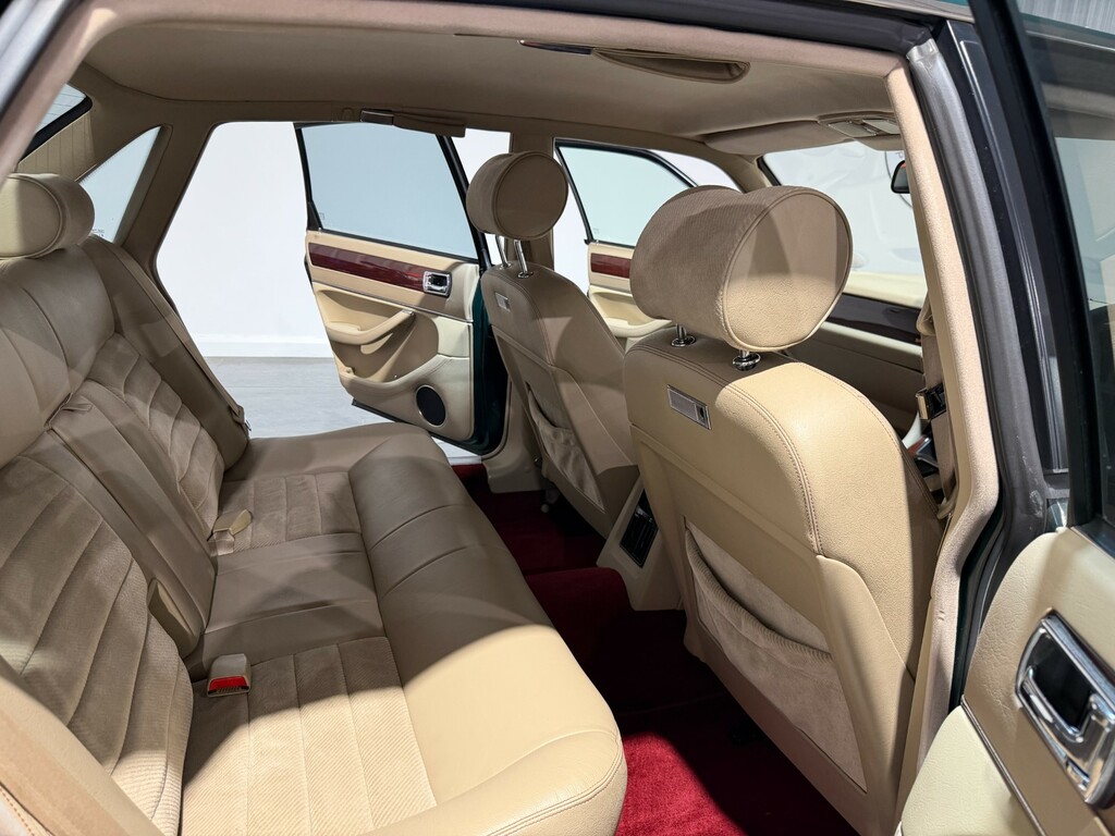 Jaguar XJ Lwb Red #51