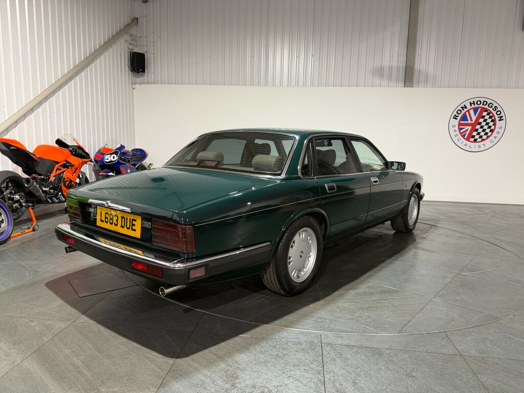 Jaguar XJ 3.2 Xj6 Saloon 216 Bhp Green #4