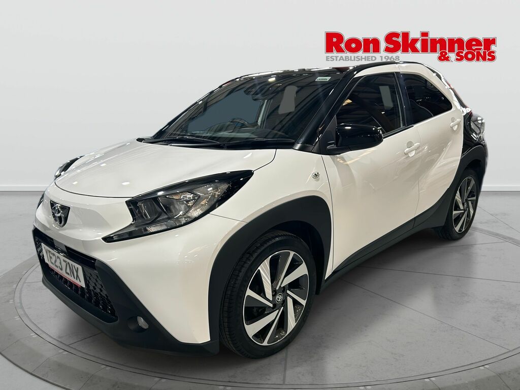 Toyota Aygo X 1.0 Vvt-i Edge Hatchback X-shift Euro 6 YE23ZNX White #2