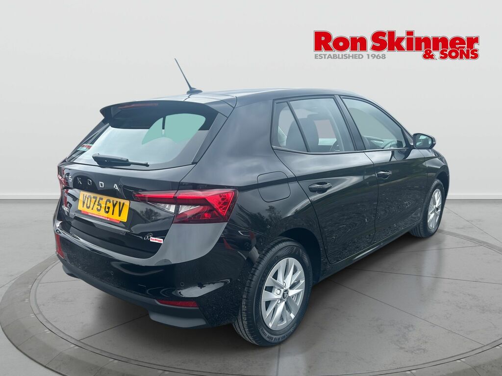 Skoda Fabia 1.0 Tsi Se Edition Hatchback Dsg Euro 6 VO75GYV Black #4