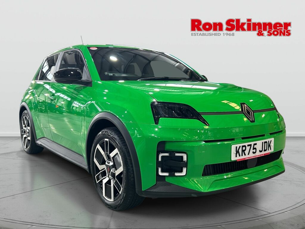 Renault 5 E-Tech Urban Range 40Kwh Evolution Hatchback Green