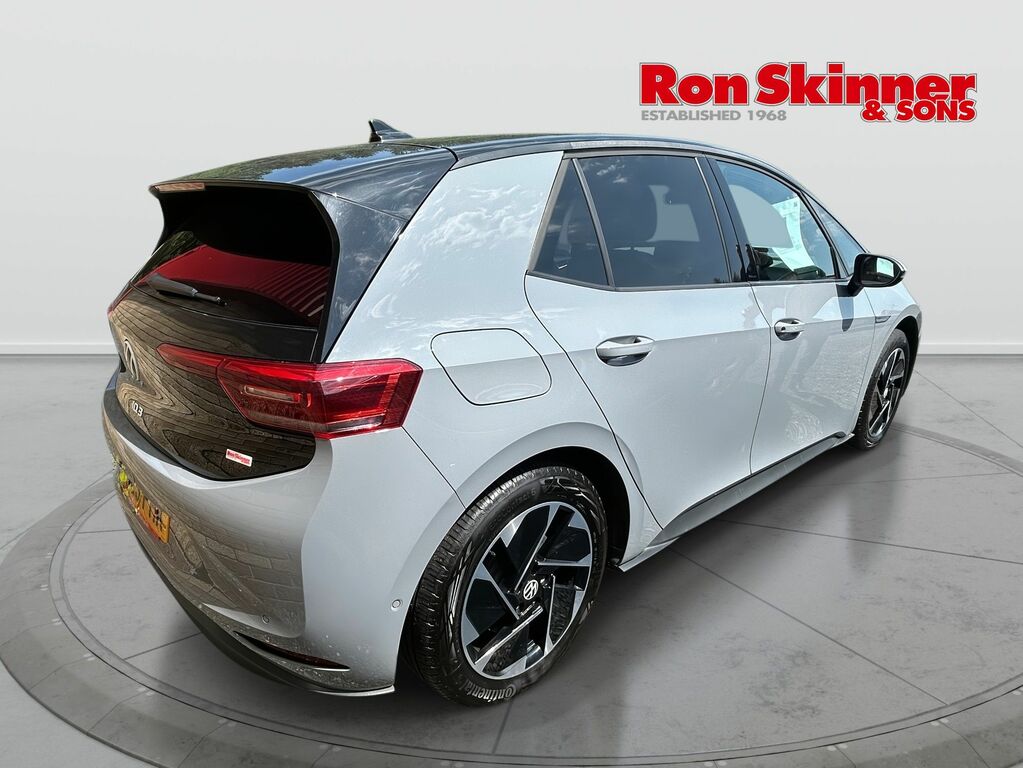 Volkswagen ID.3 Pro 58Kwh Family Hatchback 145 VN23FHK Grey #3